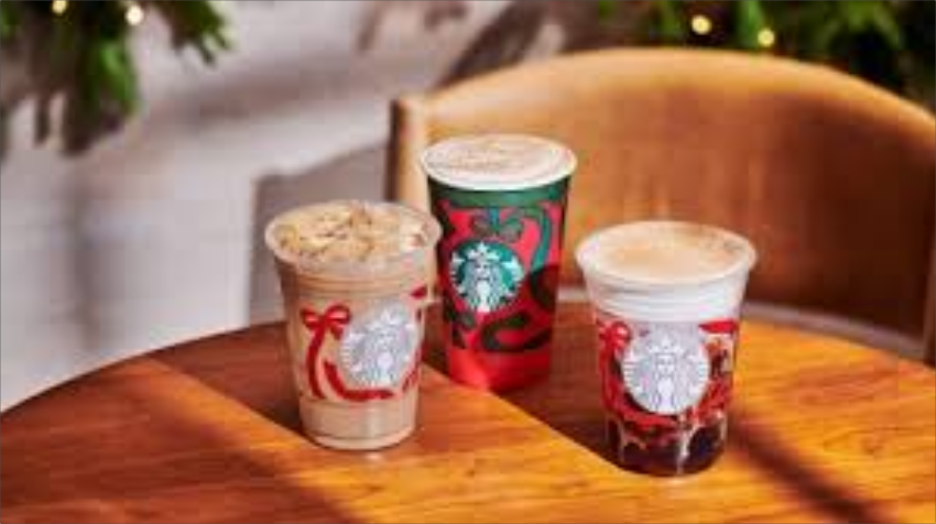  Starbucks trae el Eggnog Latte y Chestnut Praline Latte de vuelta. Lanza línea de vasos y tazas en colaboración con Roller Rabbit 